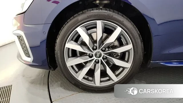 Audi A4 (B9) id 3058220 из Кореи 15