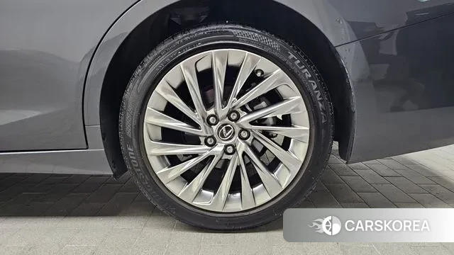 Lexus ES300h 7th generation id 3620028 из Кореи 15