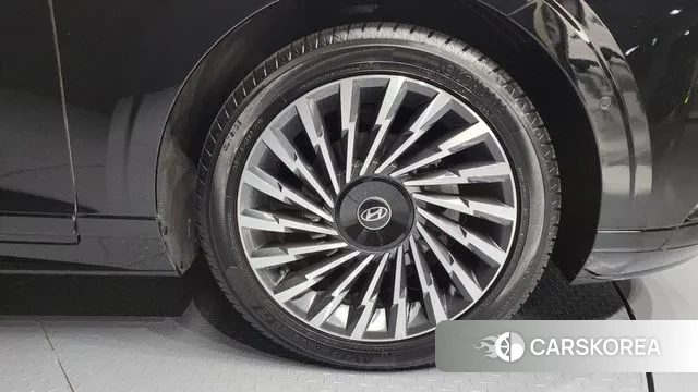 Hyundai Grandeur Hybrid (GN7) id 3415725 из Кореи 15