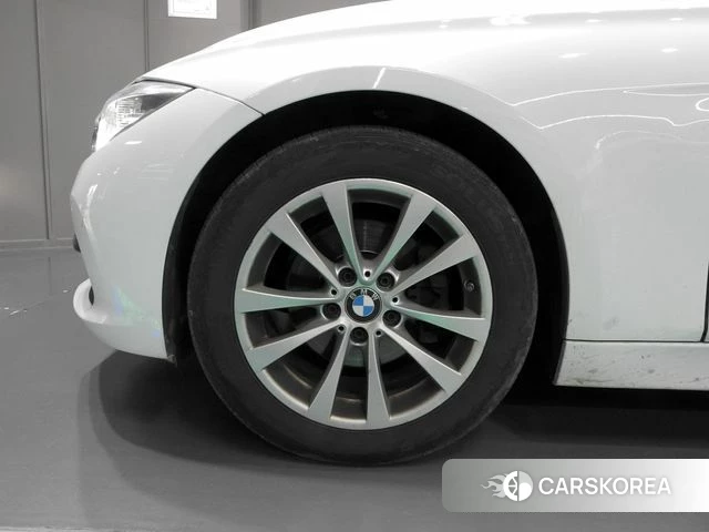 BMW 3 Series (F30) id 4911004 из Кореи 15