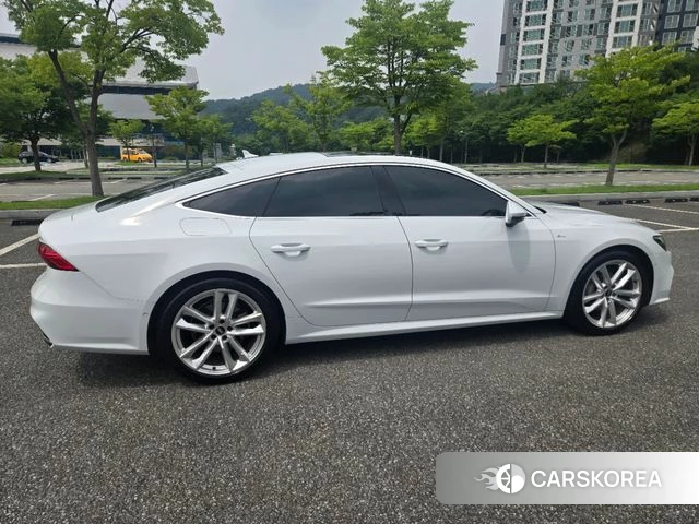 Audi A7 (4K) id 4592807 из Кореи 14