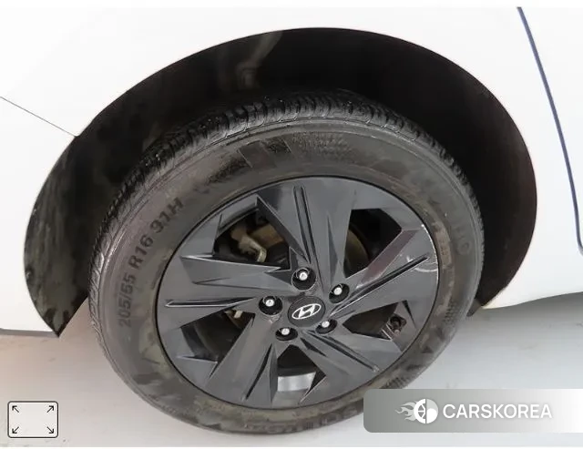 Hyundai Avante (CN7) id 3735661 из Кореи 15