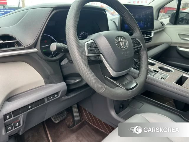 Toyota Sienna id 4261226 из Китая 17