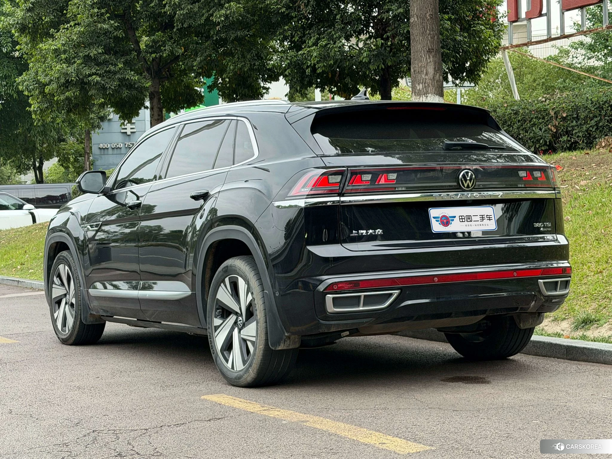 Volkswagen Tourang id 4420972 из Китая 8