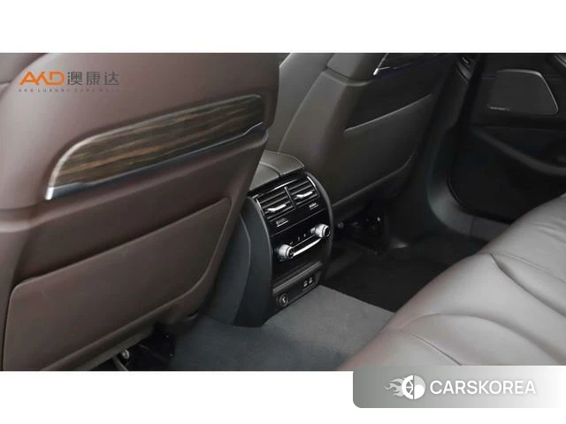 BMW 5 series 2020 Черный из Китая, фото 5