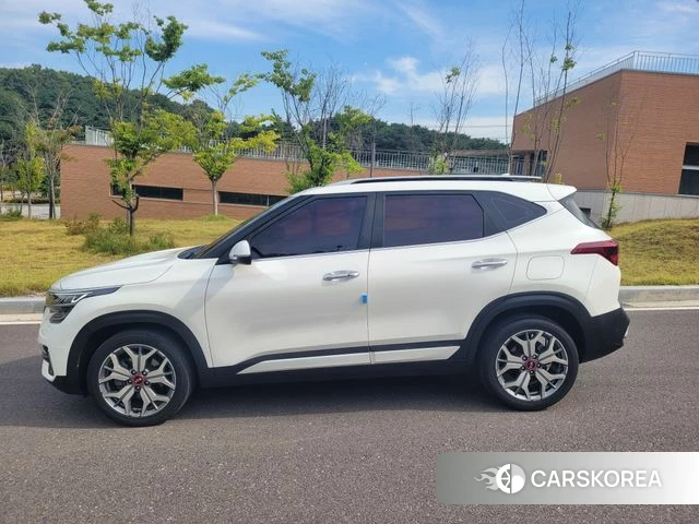 Kia Seltos id 4513194 из Кореи 10