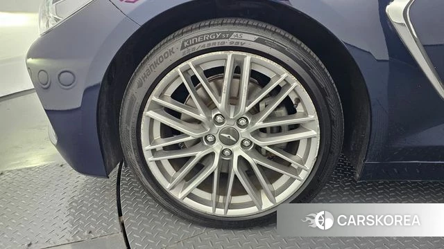 Genesis G70 id 4465145 из Кореи 28