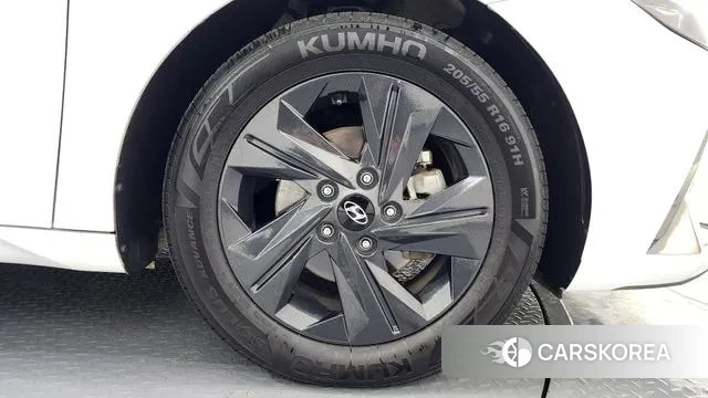 Hyundai Avante (CN7) id 3411558 из Кореи 15