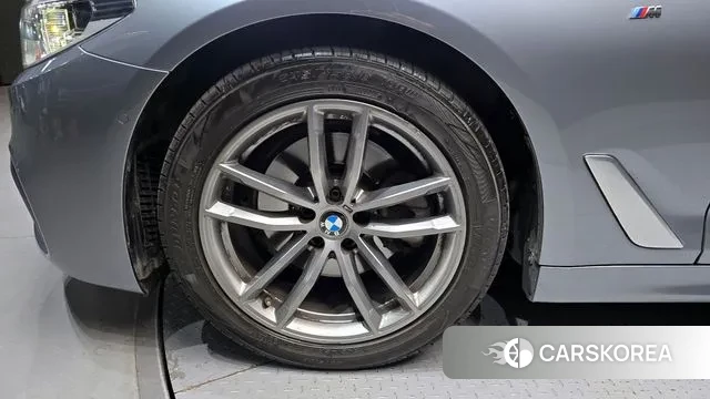 BMW 5 Series (G30) id 3465087 из Кореи 15