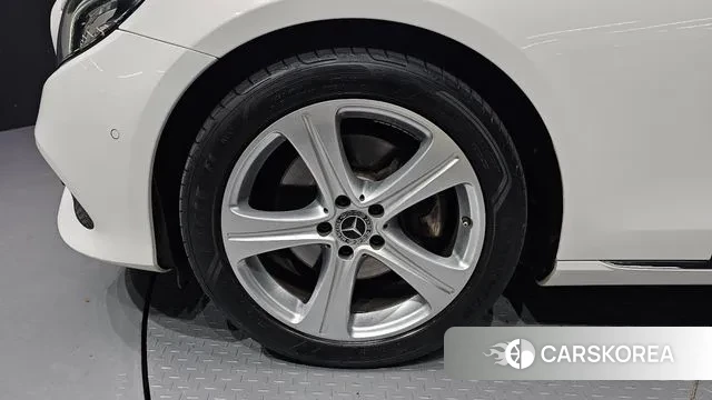 Mercedes-Benz E-Class W213 id 3330799 из Кореи 15