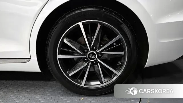 Hyundai The New Grandeur IG id 3529492 из Кореи 15