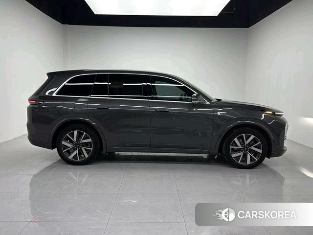 Ideal car Ideal L8 id 4219339 из Китая 15
