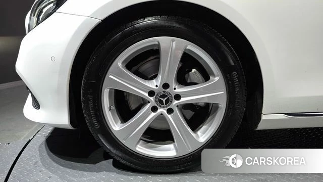 Mercedes-Benz E-Class W213 id 4286292 из Кореи 25