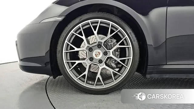 Porsche 911(992) id 3686869 из Кореи 15