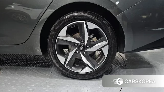 Hyundai Avante (CN7) id 3417160 из Кореи 15