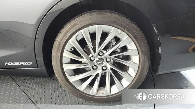 Lexus ES300h 7th generation id 3872190 из Кореи 15