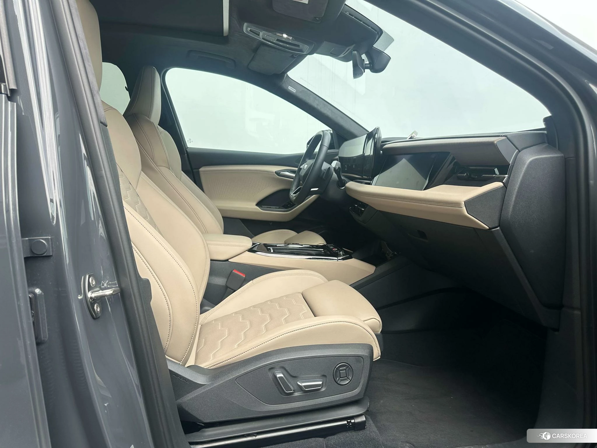 Audi Q6L e-tron id 4405864 из Китая 15