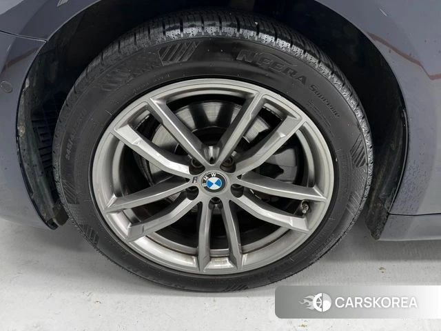 BMW 5 Series (G30) id 4907819 из Кореи 15