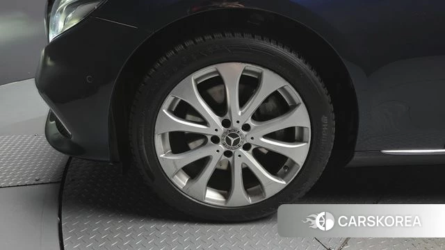 Mercedes-Benz E-Class W213 id 4225667 из Кореи 15