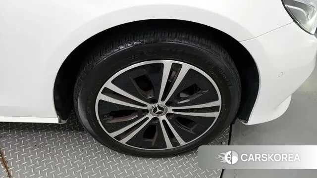 Mercedes-Benz E-Class W213 id 2999791 из Кореи 15