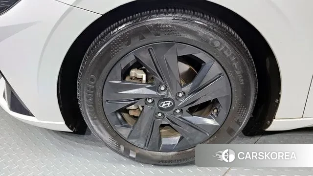 Hyundai Avante (CN7) id 3572410 из Кореи 15