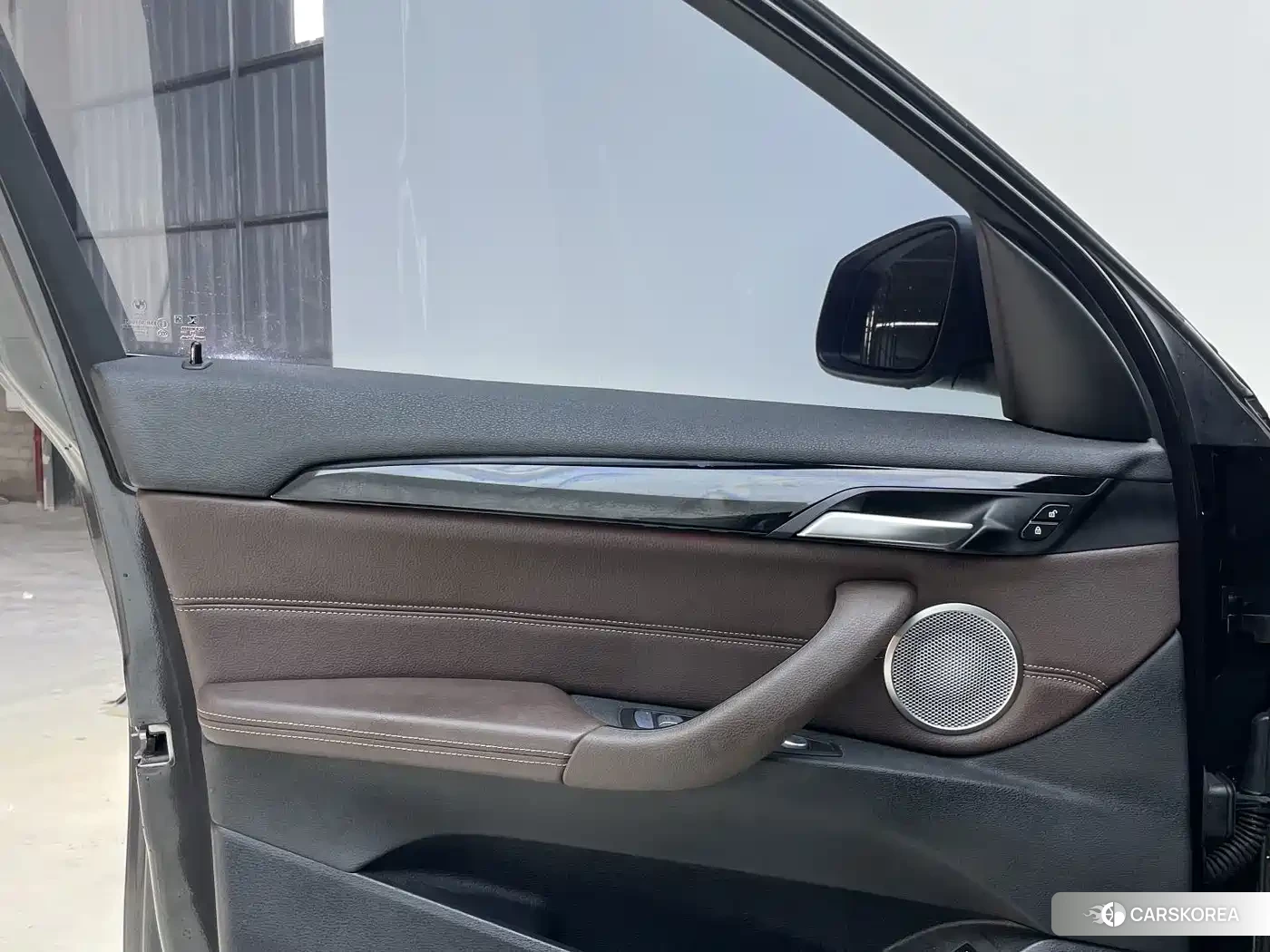 BMW X1 id 4659701 из Китая 26