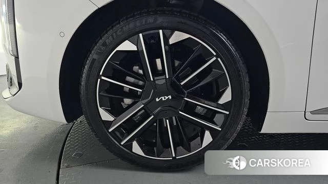 Kia The New K8 Hybrid id 4177650 из Кореи 15