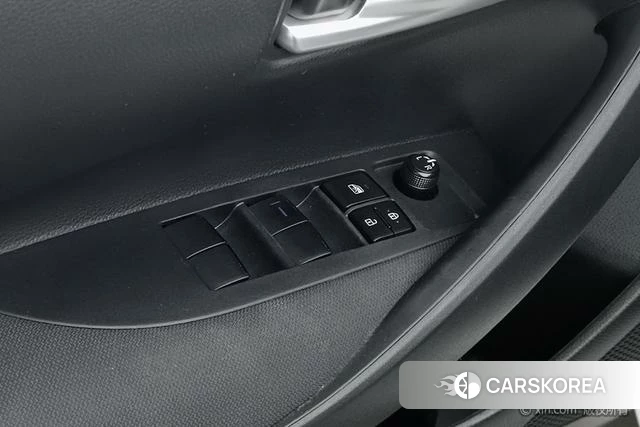 Toyota Corolla id 4300376 из Китая 19