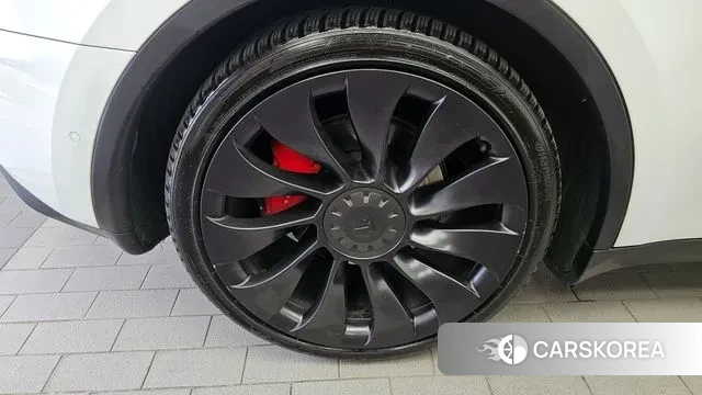 Tesla Model Y id 3154365 из Кореи 15