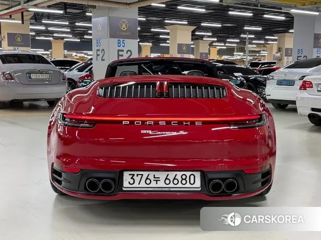 Porsche 911(992) id 3428386 из Кореи 15