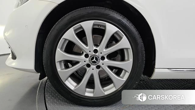 Mercedes-Benz E-Class W213 id 4525413 из Кореи 25