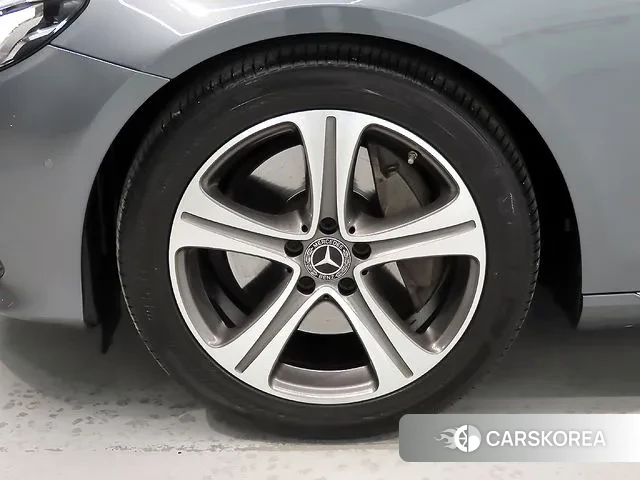 Mercedes-Benz E-Class W213 id 3535944 из Кореи 15