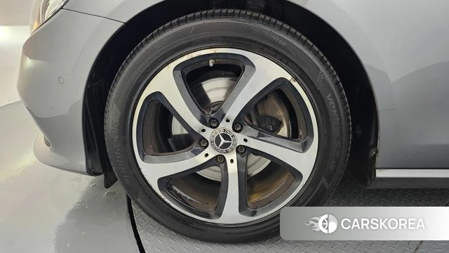 Mercedes-Benz E-Class W213 id 4245482 из Кореи 27