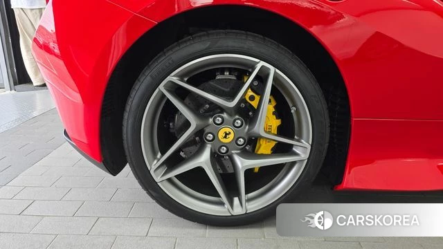 Ferrari F8 Spider id 4534542 из Кореи 26