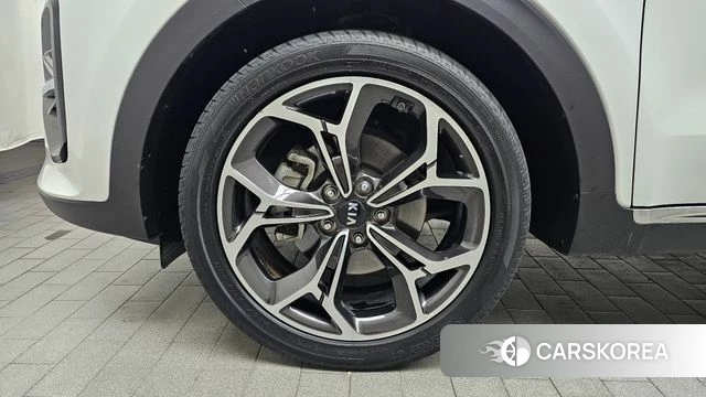 Kia Sportage The Bold id 4294089 из Кореи 28