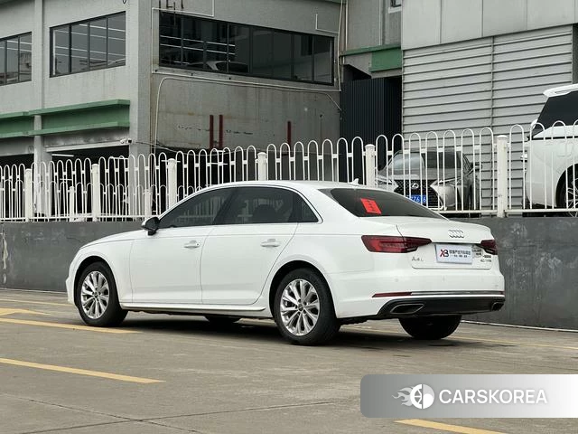 Audi A4L id 4227879 из Китая 14