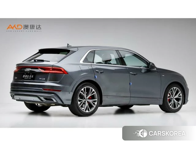 Audi Q8 2021 Темно-серый из Китая, фото 5