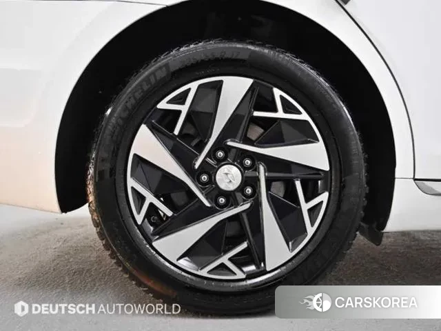 Hyundai Grandeur Hybrid (GN7) id 3406979 из Кореи 15