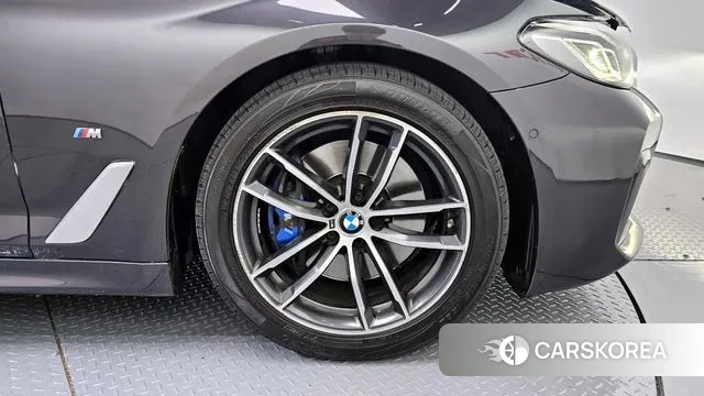 BMW 5 Series (G30) id 3007716 из Кореи 15