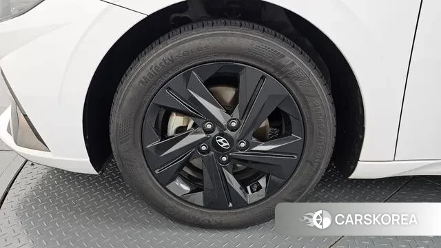 Hyundai Avante (CN7) id 3036867 из Кореи 15