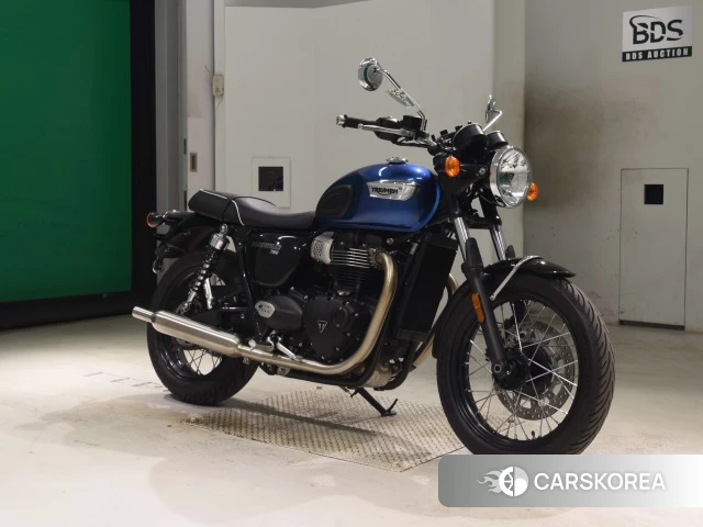 Triumph BONNEVILLE T100 2023 из Японии, фото 5