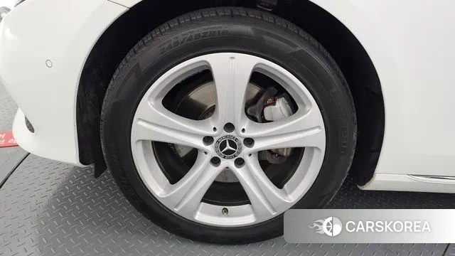 Mercedes-Benz E-Class W213 id 3761352 из Кореи 15