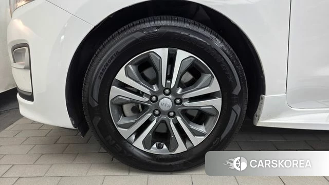 Kia The New Carnival id 4667502 из Кореи 29
