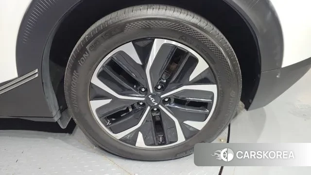 Kia EV6 id 3003093 из Кореи 15