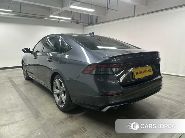 Honda Accord PHEV id 4216276 из Китая 15