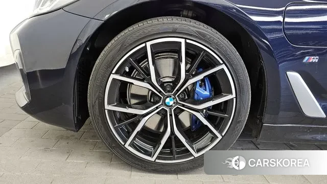 BMW 5 Series (G30) id 3697402 из Кореи 15