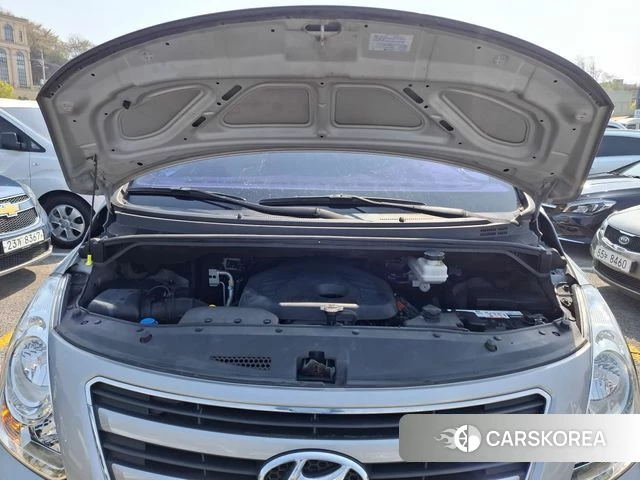 Hyundai The New Grand Starex id 3943101 из Кореи 13