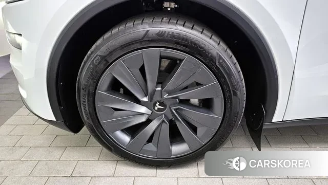 Tesla Model Y id 3299532 из Кореи 15