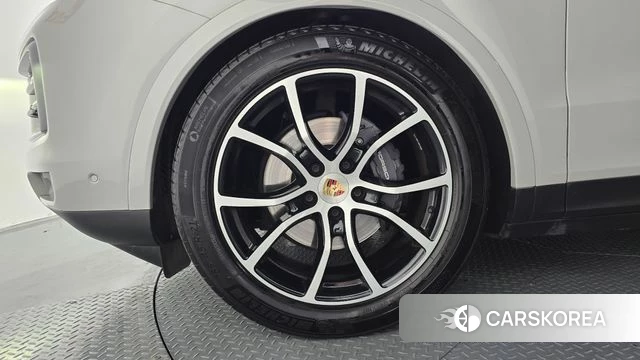 Porsche Cayenne (PO536) id 4549235 из Кореи 31