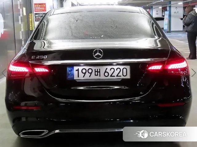 Mercedes-Benz E-Class W213 2023 Черный из Кореи, фото 5